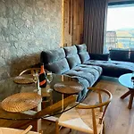 Sky Gate By Cozy Corners شكلارسكا بوريبا