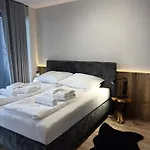 Apartahotel Sky Gate By Cozy Corners