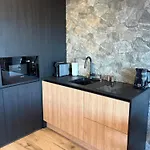 Sky Gate By Cozy Corners Apartahotel 4*