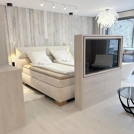 Sky Gate By Cozy Corners 4* שצ'קלארסקה פוראובה