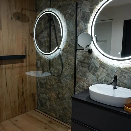 Sky Gate By Cozy Corners Aparthotel 4*