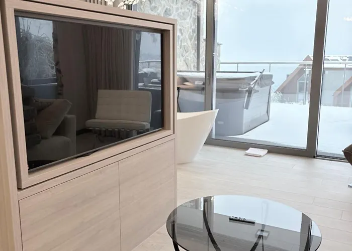 Sky Gate By Cozy Corners Aparthotel 4*