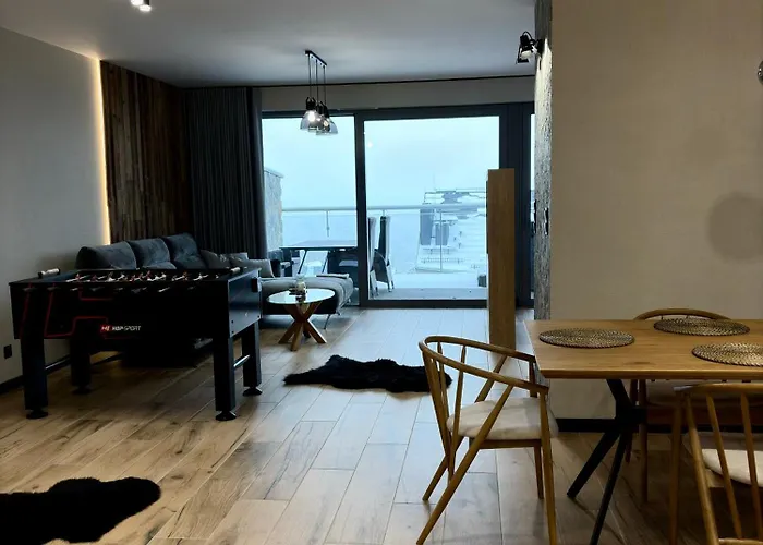 Sky Gate By Cozy Corners Aparthotel 4*