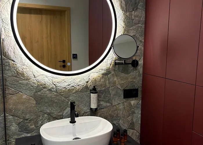 Sky Gate By Cozy Corners Aparthotel 4*