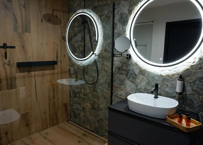 Sky Gate By Cozy Corners Aparthotel 4*